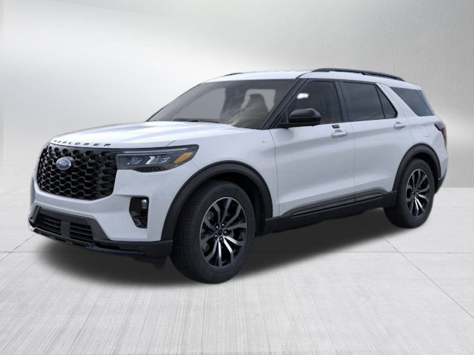 2026 Ford Explorer ST-Line photo 4