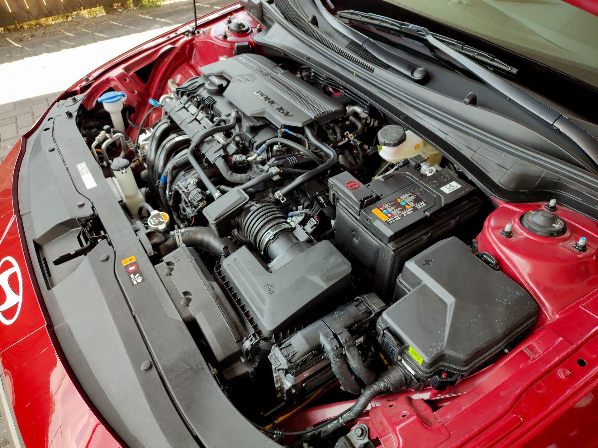2025 Hyundai Elantra Limited photo 26