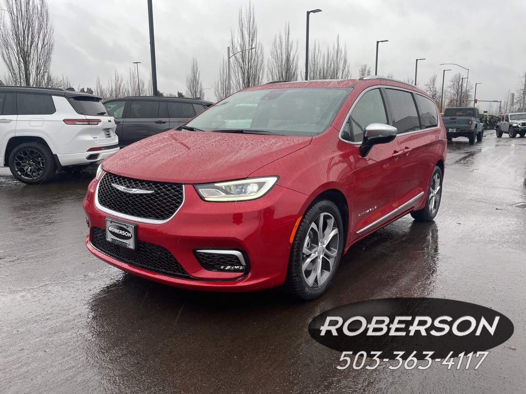 2026 Chrysler Pacifica Pinnacle's photo