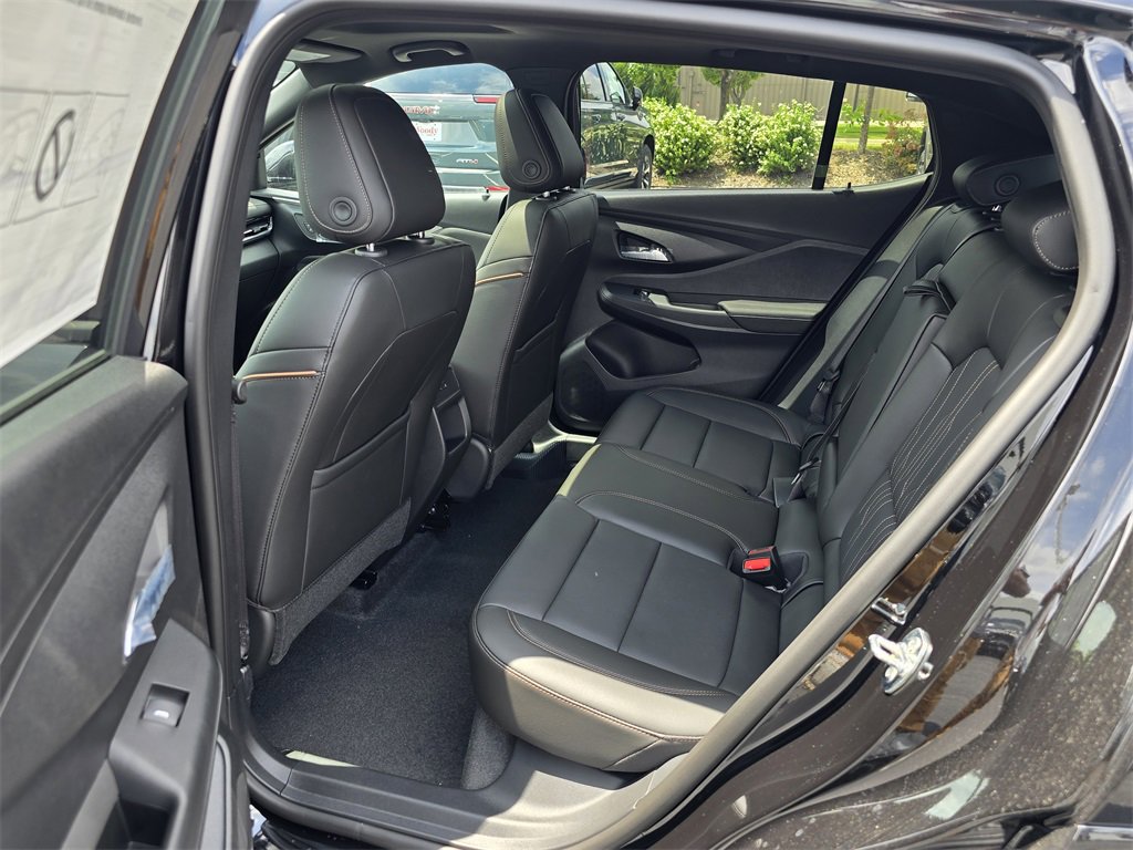 2025 Buick Envista Avenir photo 24