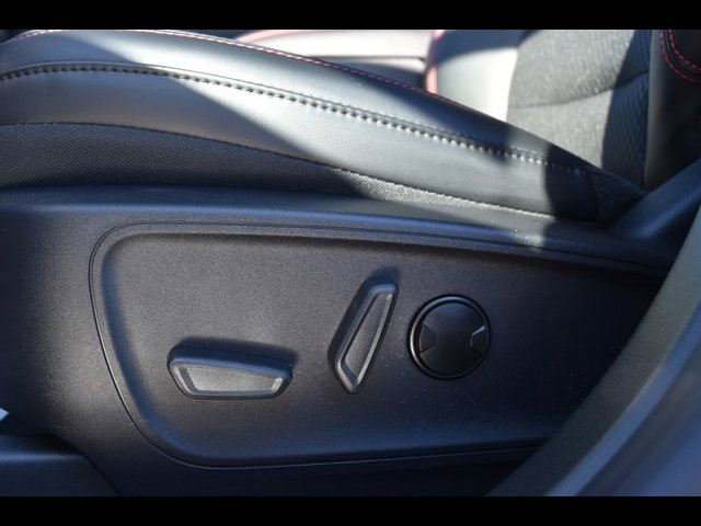 2025 Ford Escape ST-Line photo 13