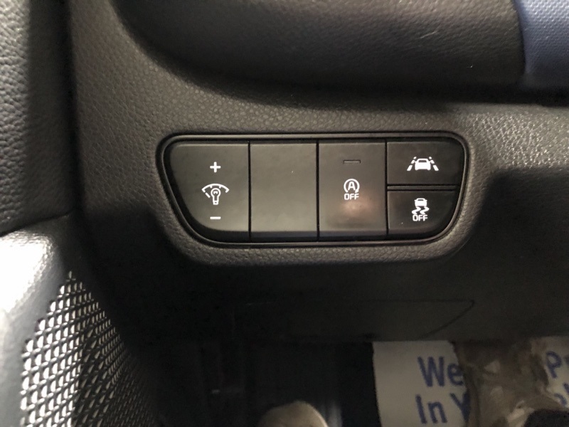 2023 Kia Seltos S photo 13