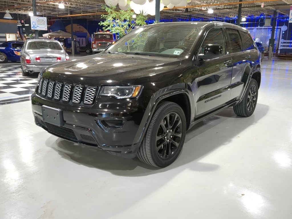 2021 Jeep Grand Cherokee Laredo X's photo