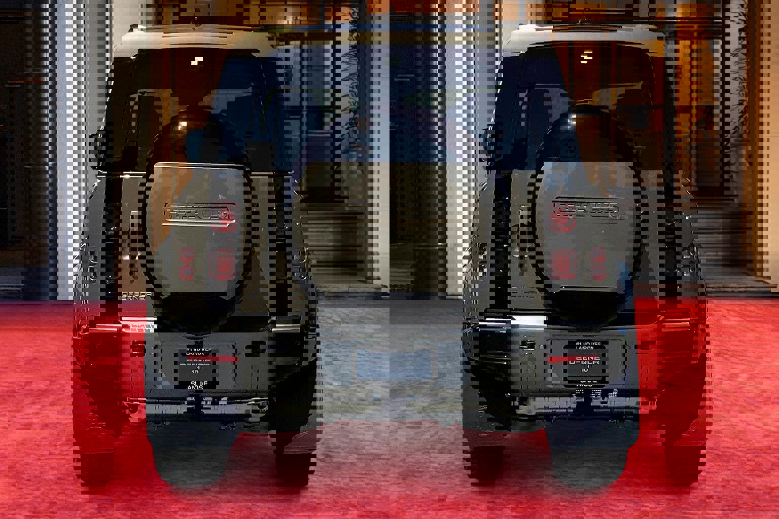 2025 Land Rover Defender 110 X-Dynamic SE photo 4