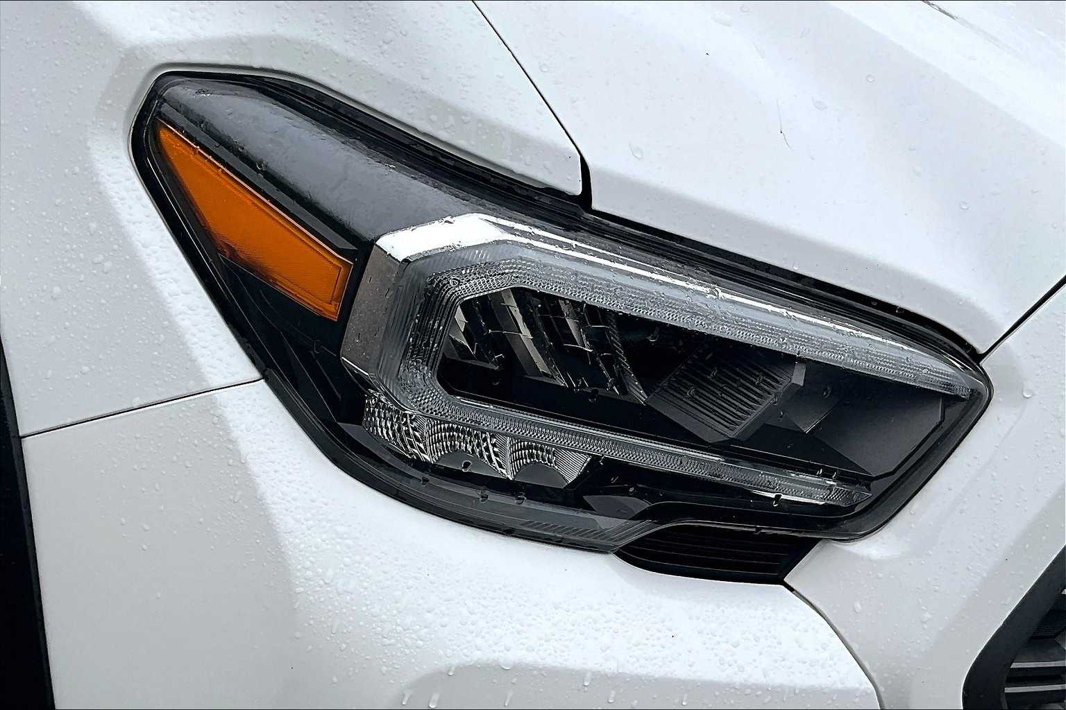2023 Toyota Tacoma TRD 4x4 photo 24