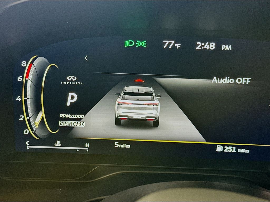 2026 Infiniti QX60 Luxe photo 14