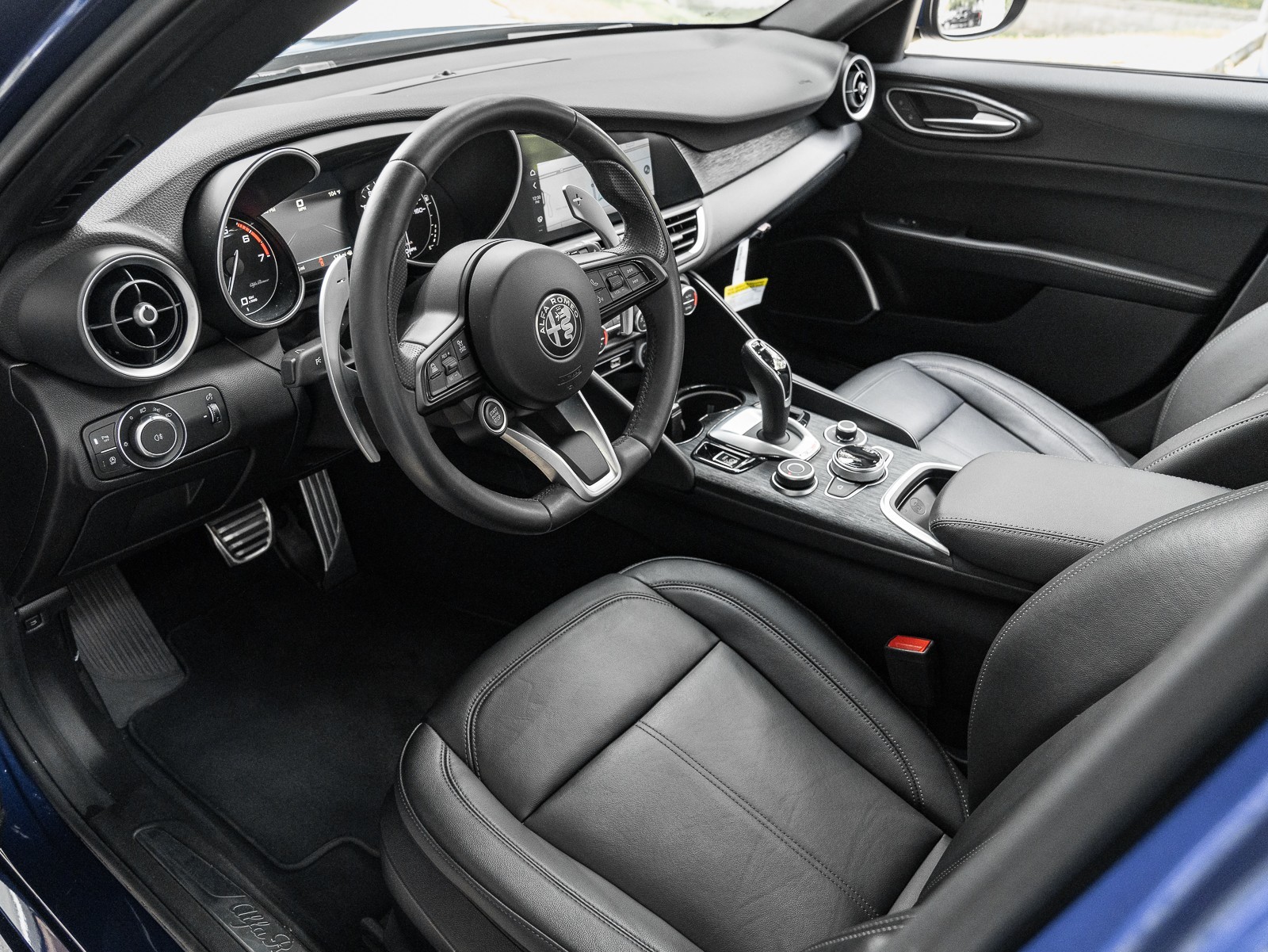 2023 Alfa Romeo Giulia SPRINT photo 12