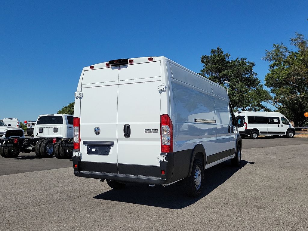 2026 Ram ProMaster 3500 photo 2