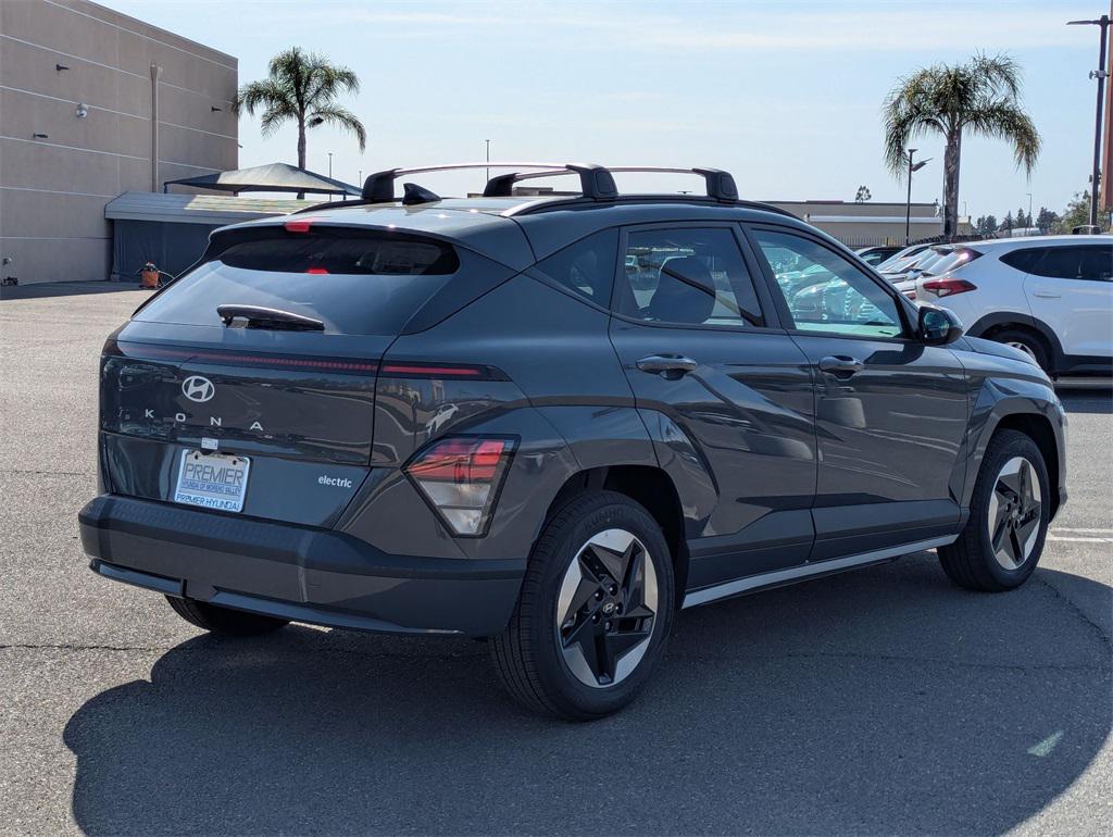 2025 Hyundai Kona Electric SEL photo 6