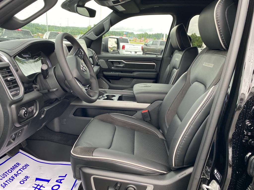 2025 Ram 1500 Laramie photo 8