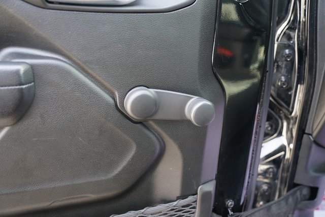 2024 JEEP GLADIATOR - Image 13