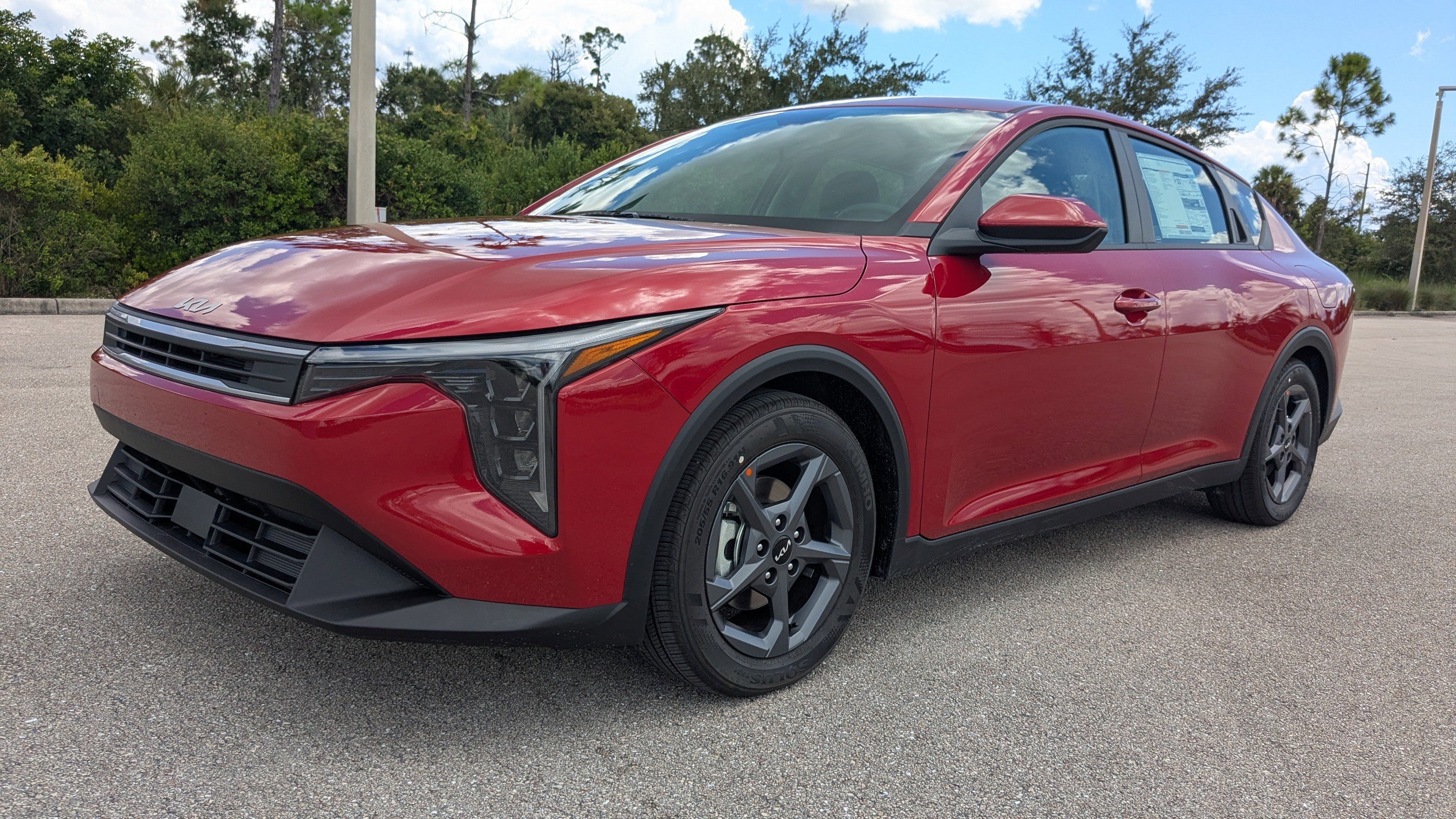 2025 Kia K4 LXS photo 8