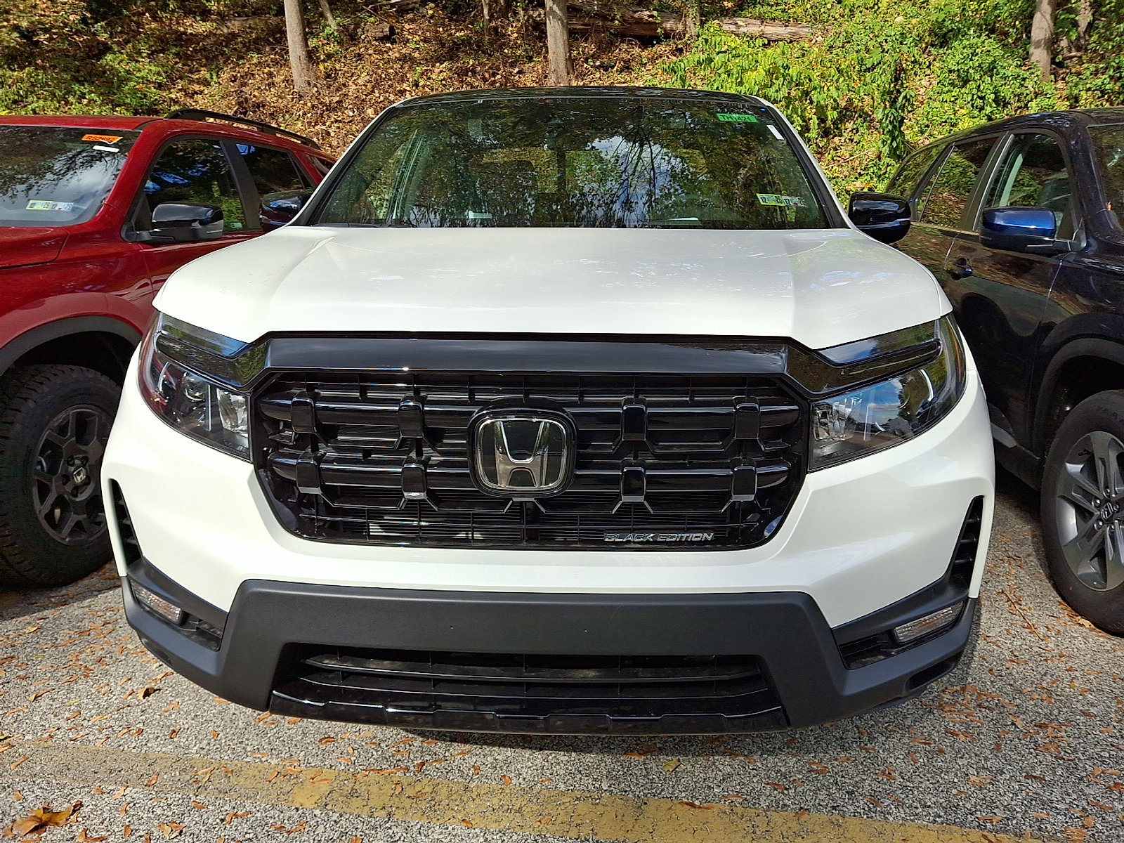 2026 Honda Ridgeline Black Edition photo 2