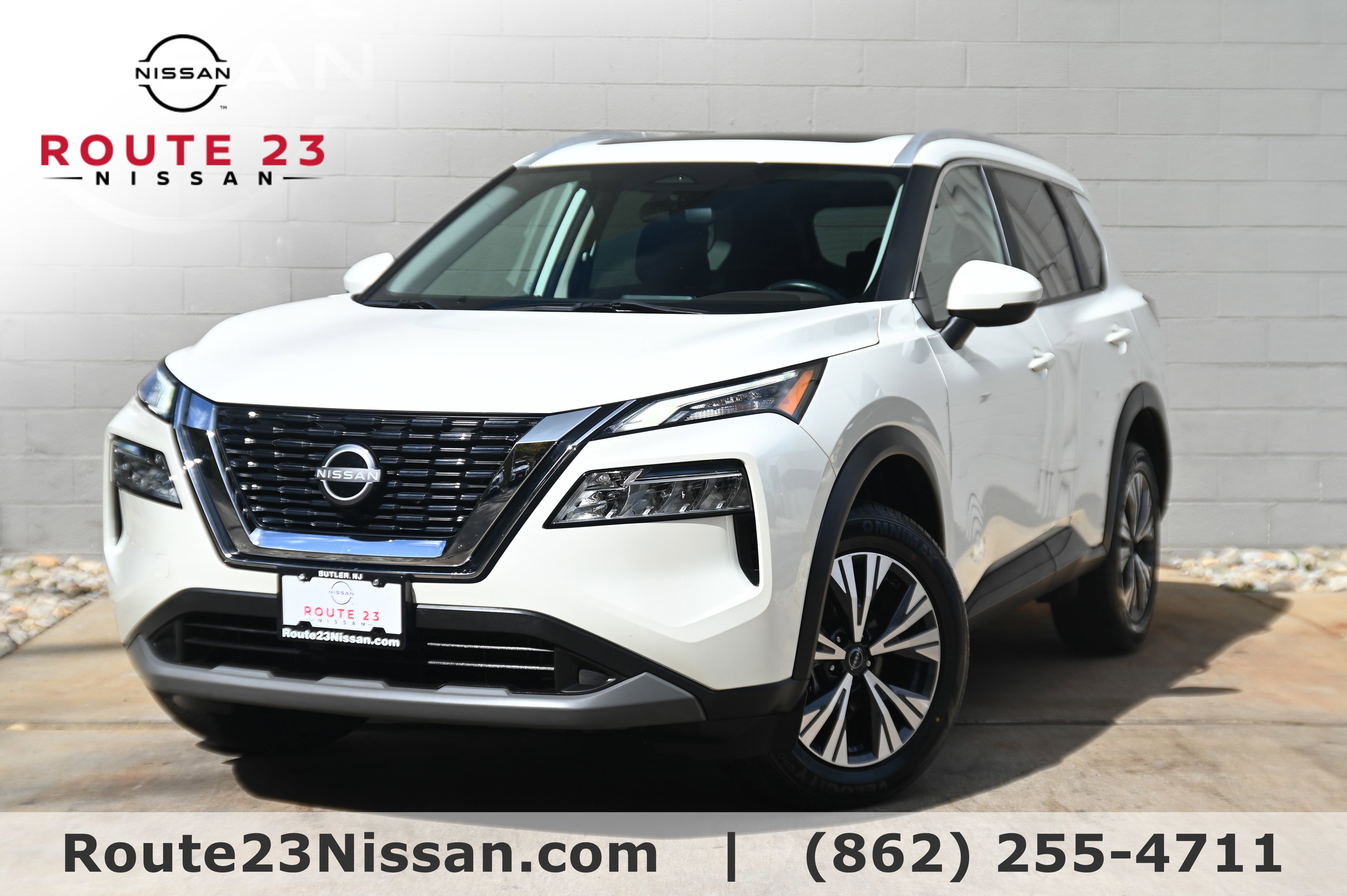 2023 Nissan Rogue SV's photo