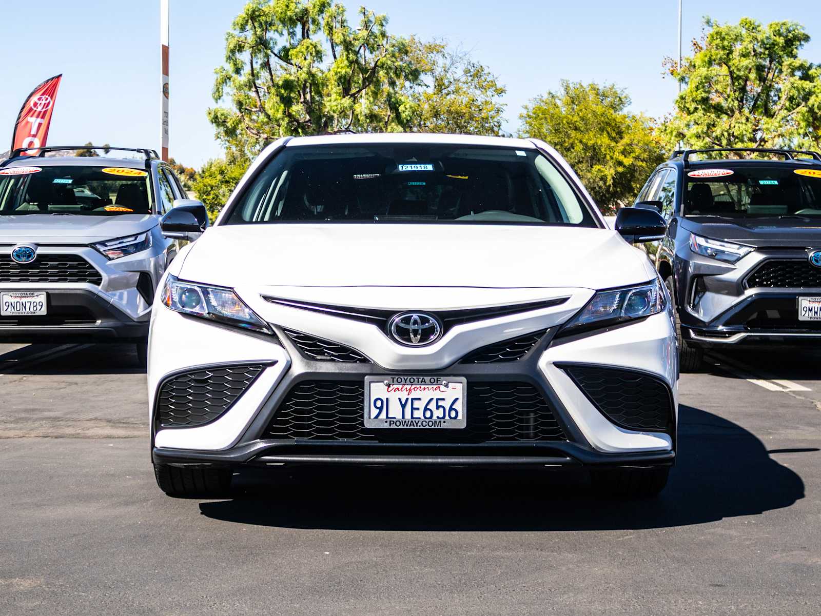 2024 Toyota Camry SE photo 2