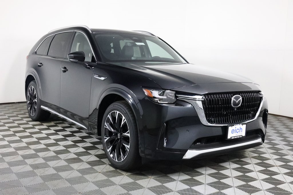 2026 Mazda CX-90 Premium Plus Package's photo