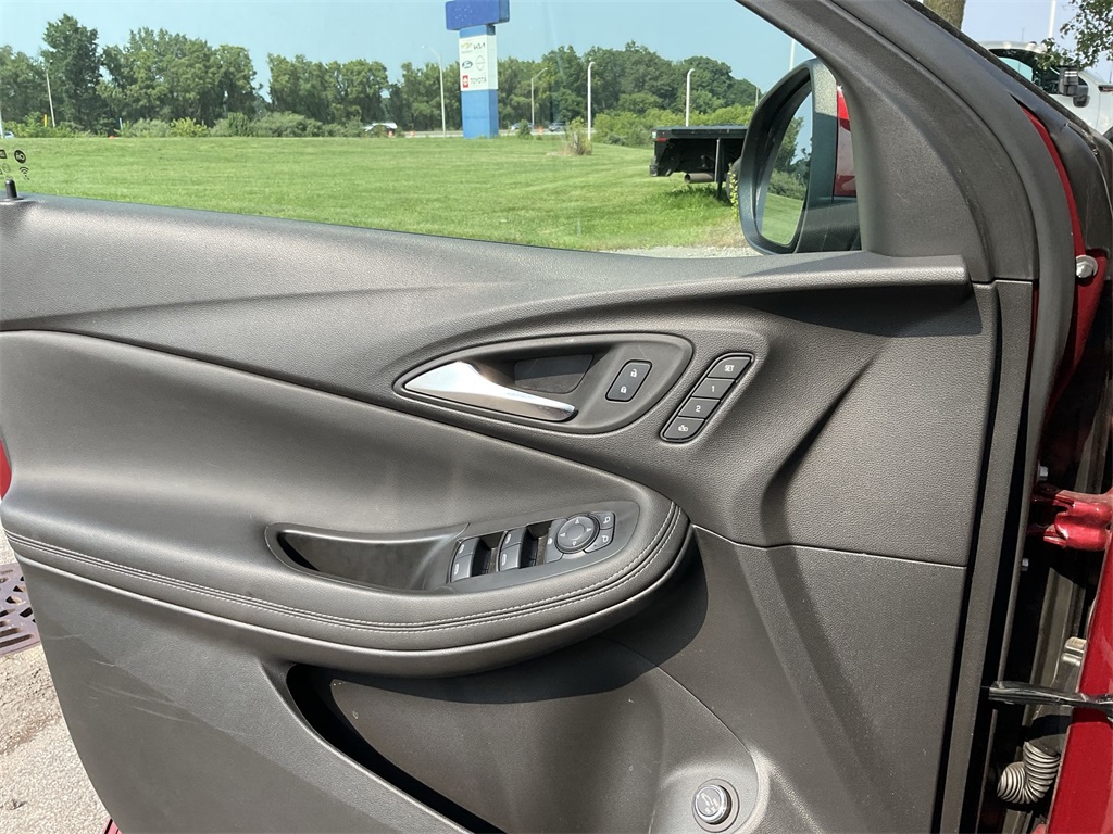 2024 Buick Encore GX Avenir photo 13