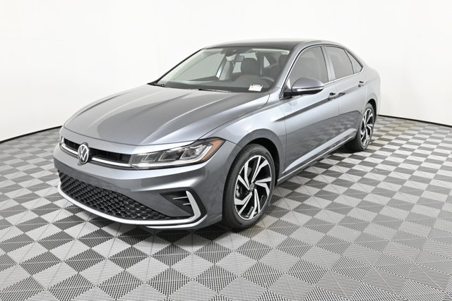 2025 Volkswagen Jetta 1.5T SEL photo 2