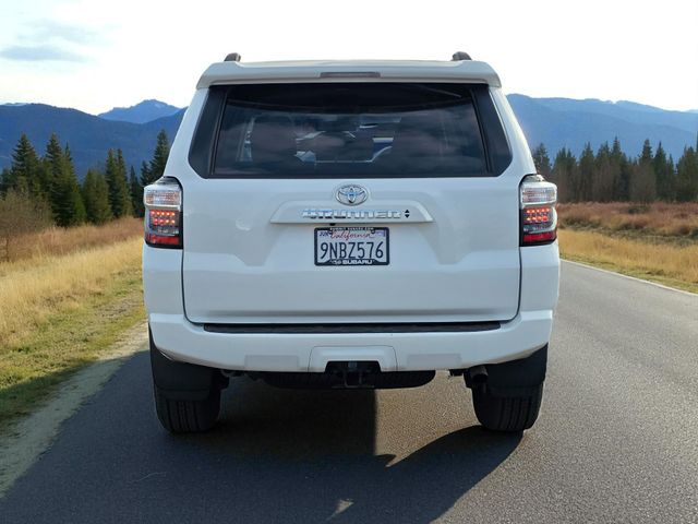 2024 Toyota 4Runner SR5 photo 4