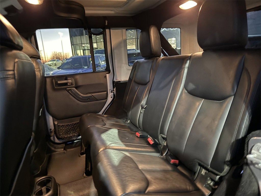 2017 JEEP WRANGLER - Image 23