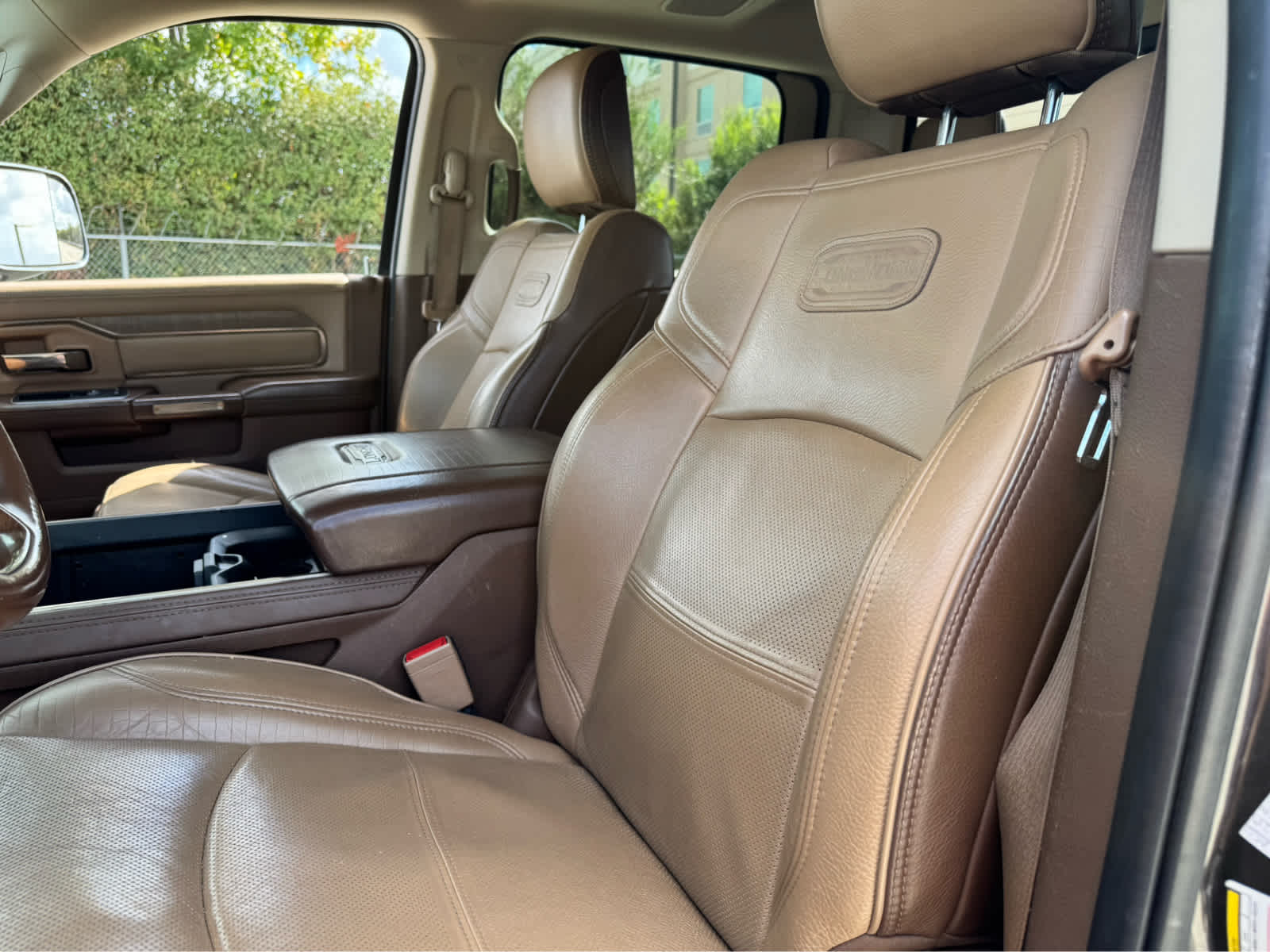 2020 Ram 2500 Longhorn photo 10