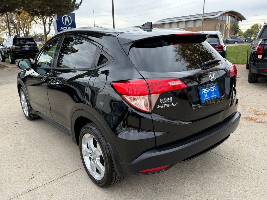 2016 Honda HR-V EX-L photo 4