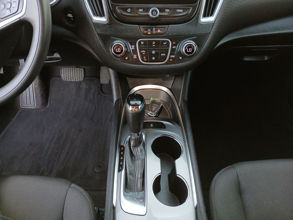 2020 Chevrolet Malibu 1LT photo 32