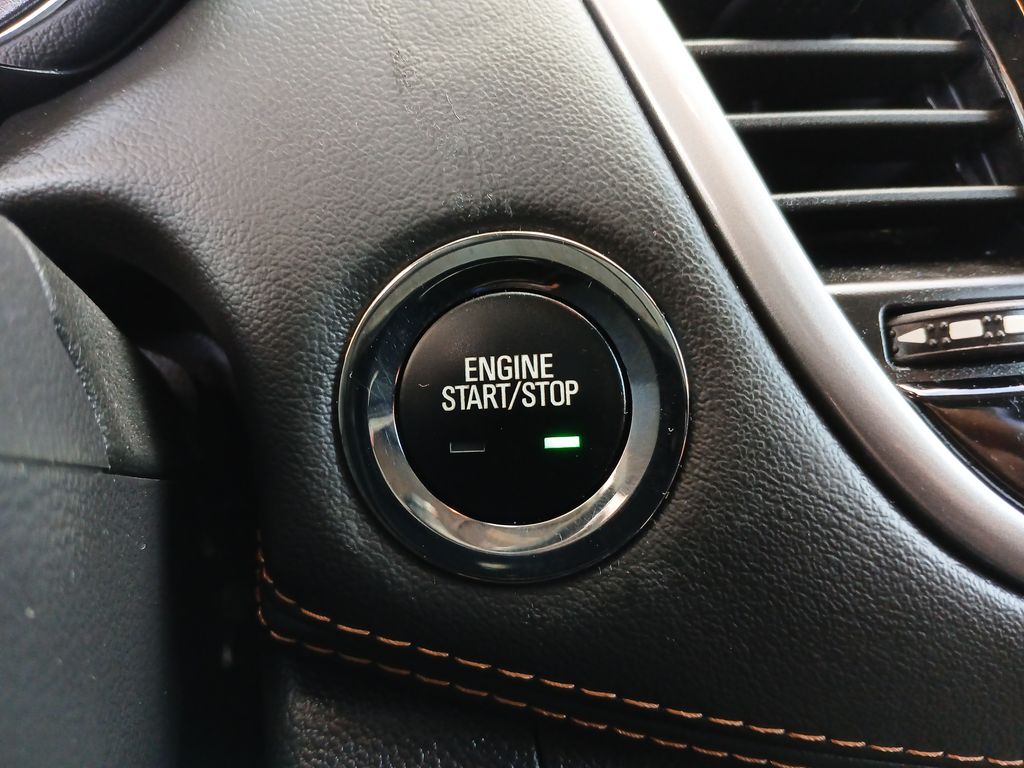 2022 Chevrolet Trax LT photo 15