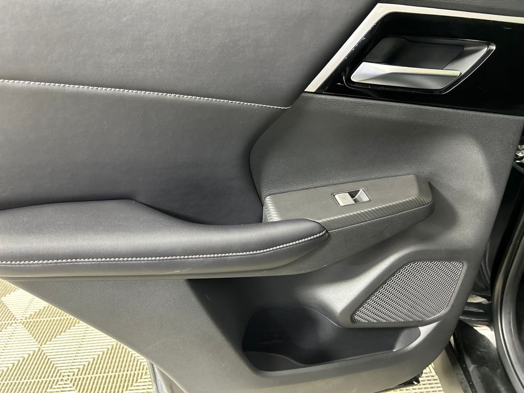 2022 Mitsubishi Outlander SE photo 22