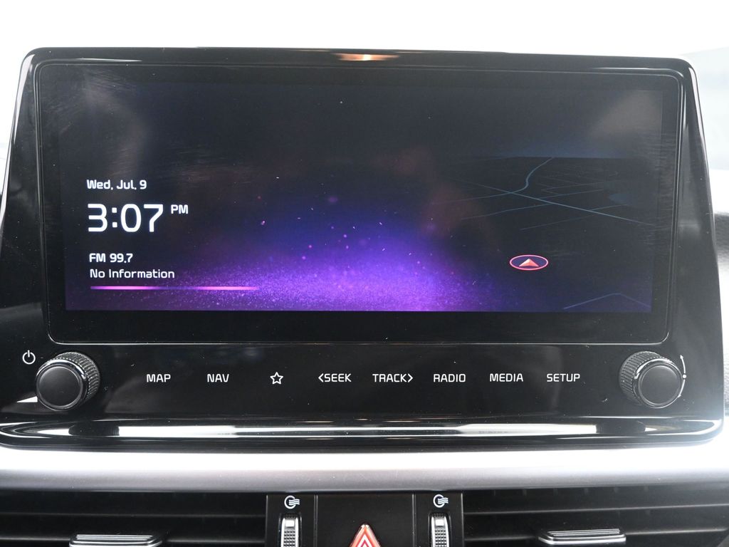 2023 Kia Forte GT-Line photo 11