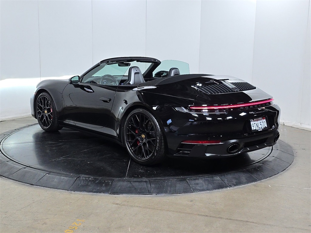 2023 Porsche 911 4S 4 GTS photo 9