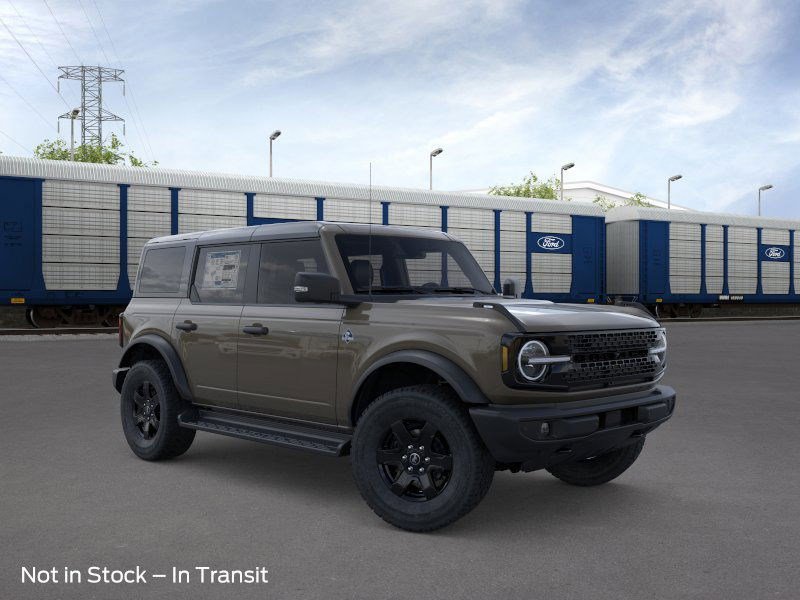 2025 Ford Bronco Outer Banks photo 7
