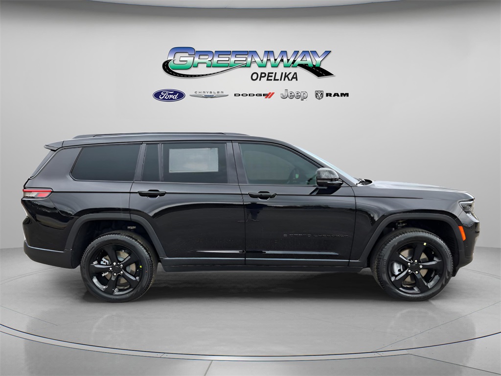 2025 Jeep Grand Cherokee Limited photo 4