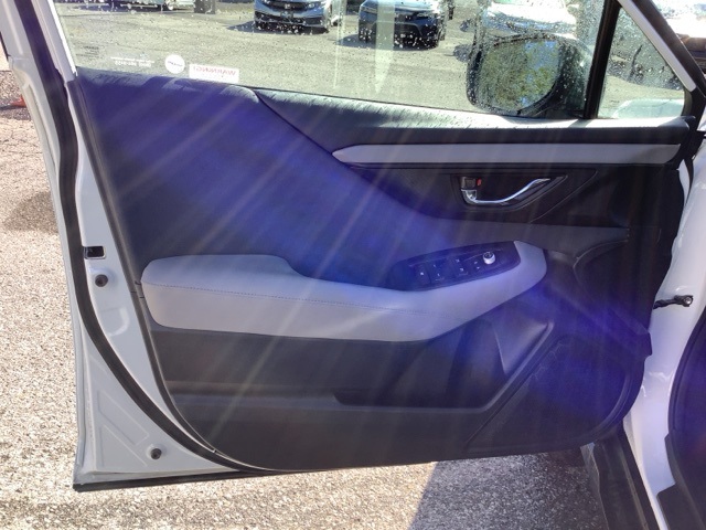 2024 Subaru Outback Premium photo 12