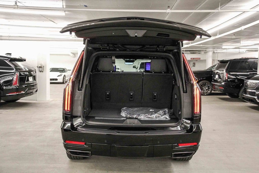 2026 Cadillac Escalade Platinum Sport photo 28