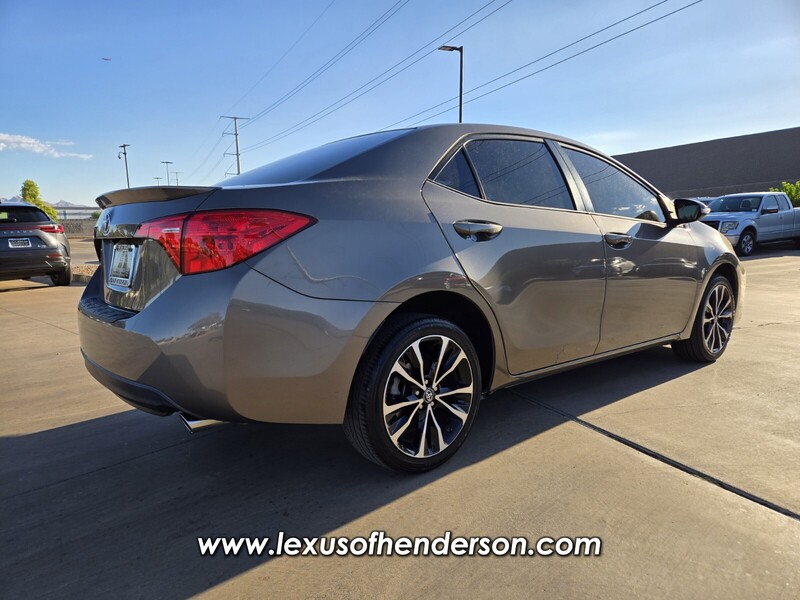 2018 Toyota Corolla L photo 6