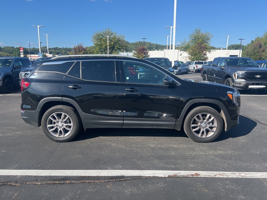 2024 Gmc Terrain SLT photo 4