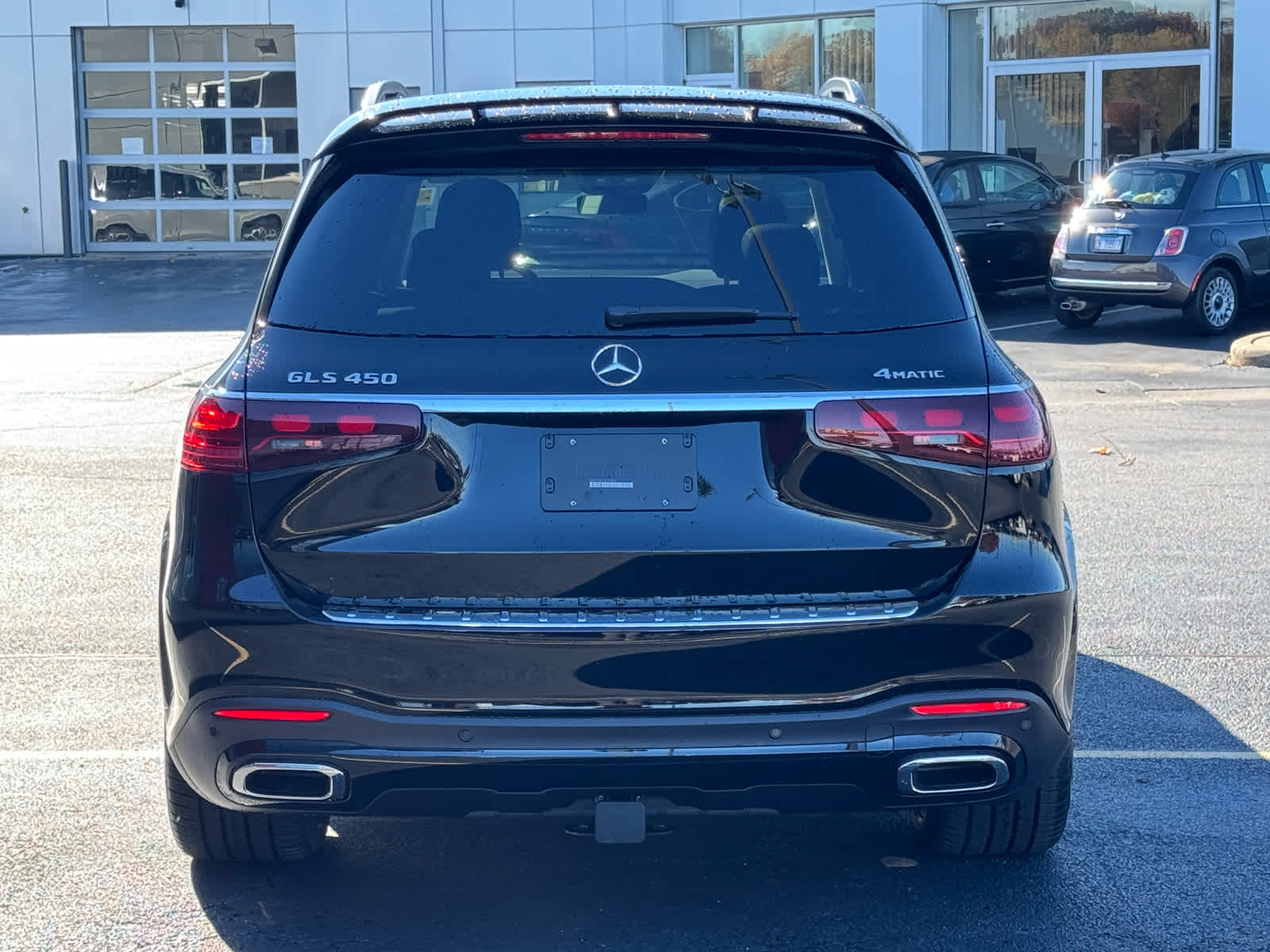 2026 Mercedes Benz GLS 450 4MATIC photo 4