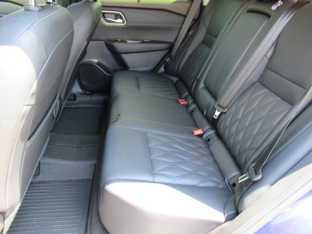 2023 Nissan Rogue Platinum photo 28