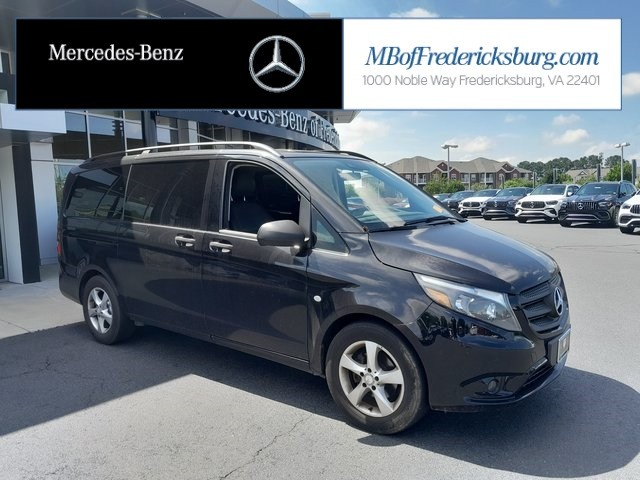 2016 Mercedes-Benz Metris Passenger Van