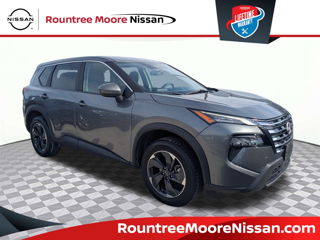 2024 Nissan Rogue SV's photo
