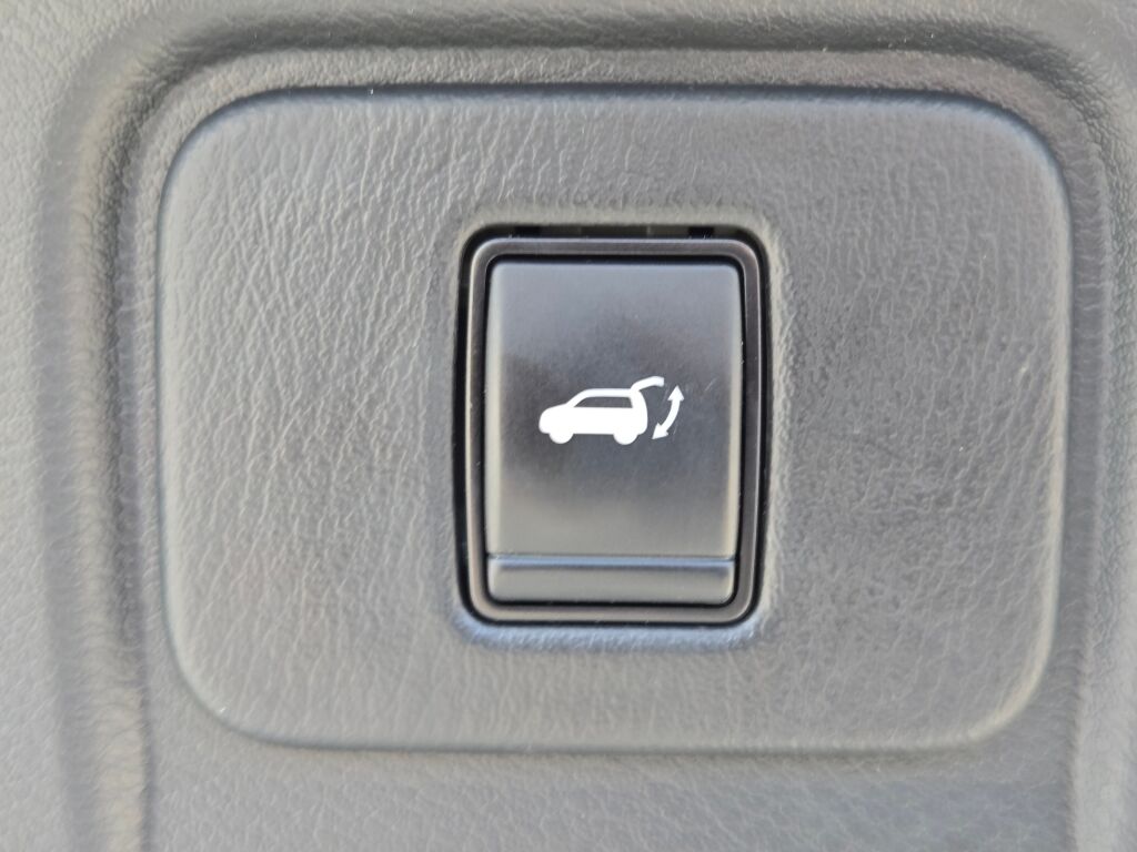 2022 Nissan Murano SL photo 11