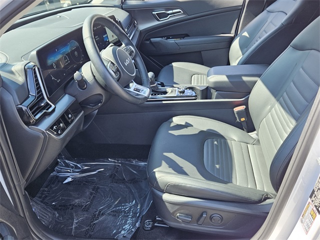 2025 Kia Sportage photo 5