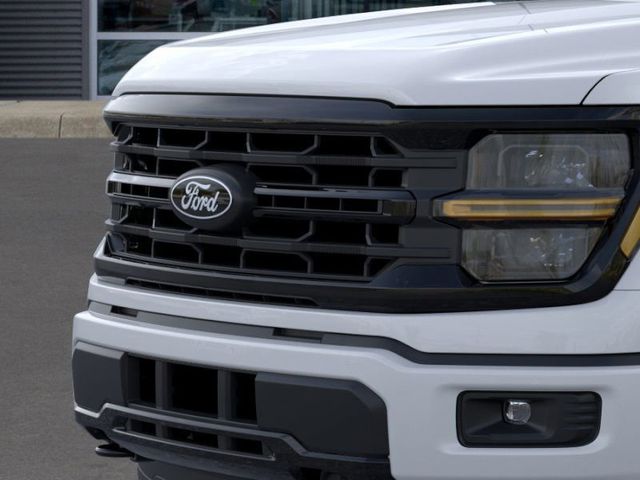 2025 Ford F-150 XLT photo 17