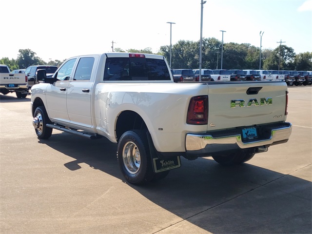 2026 Ram 3500 Tradesman photo 3