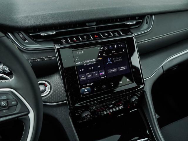 2025 Jeep Grand Cherokee Laredo photo 20