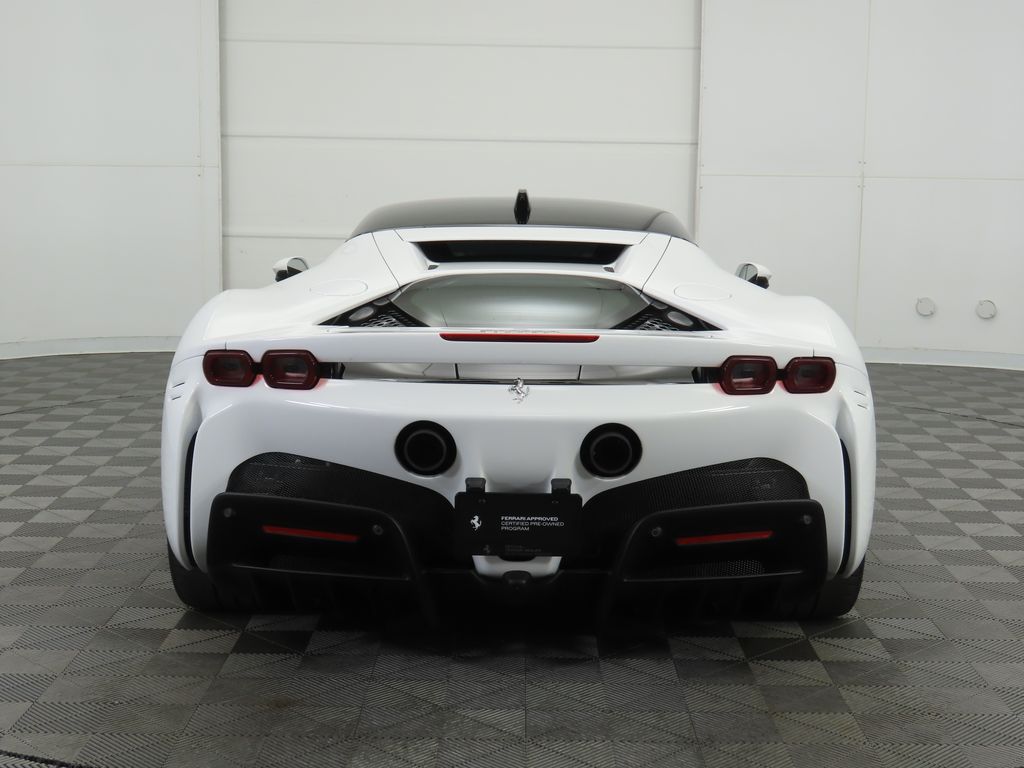 2023 Ferrari SF90 Stradale Base photo 6