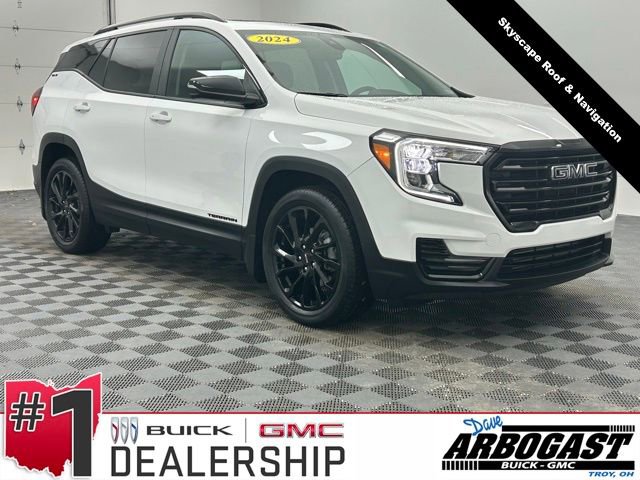 2024 GMC Terrain SLE's photo