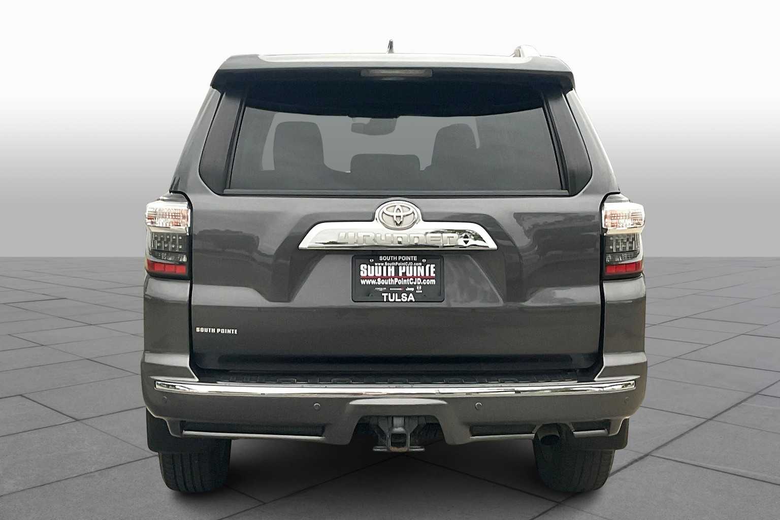 2020 Toyota 4Runner Limited photo 4