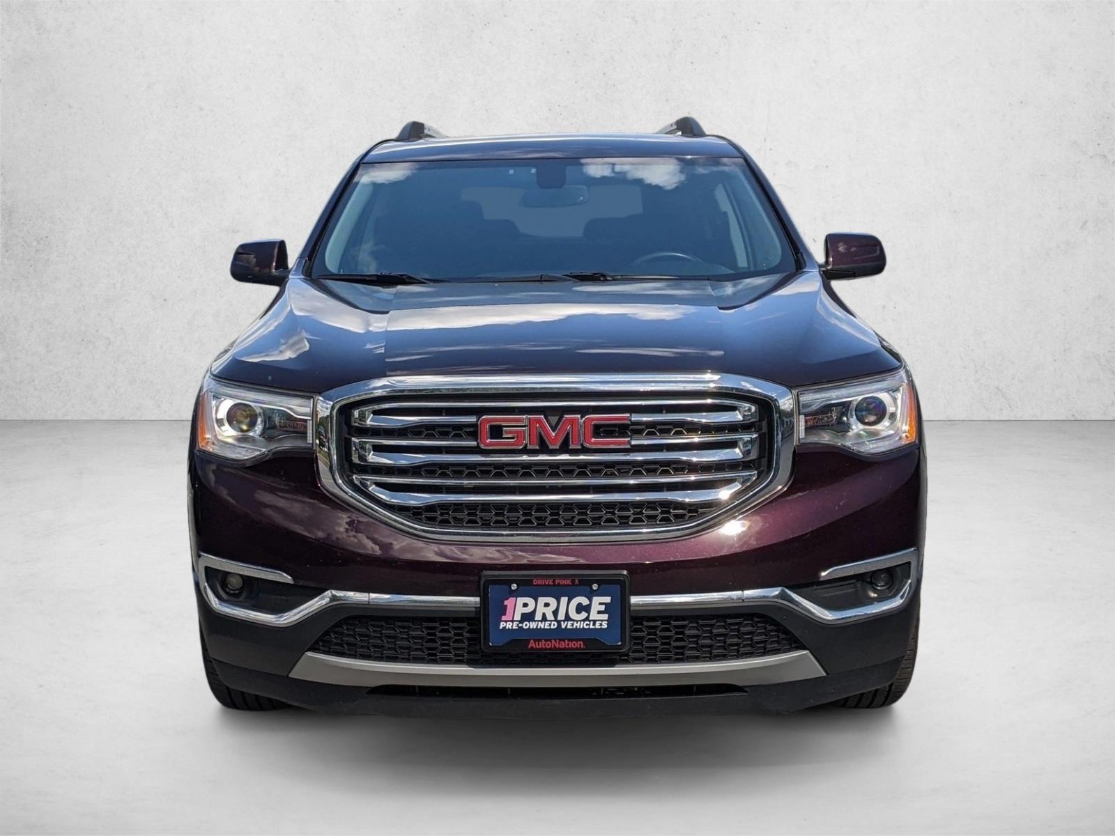 2017 Gmc Acadia SLT photo 2